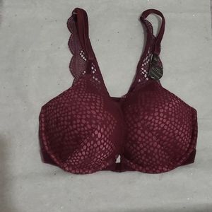 Victoria's Secret bombshell plunge 32 C